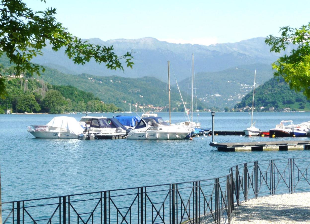 Ville Lago Lugano Porto Ceresio Esterno foto