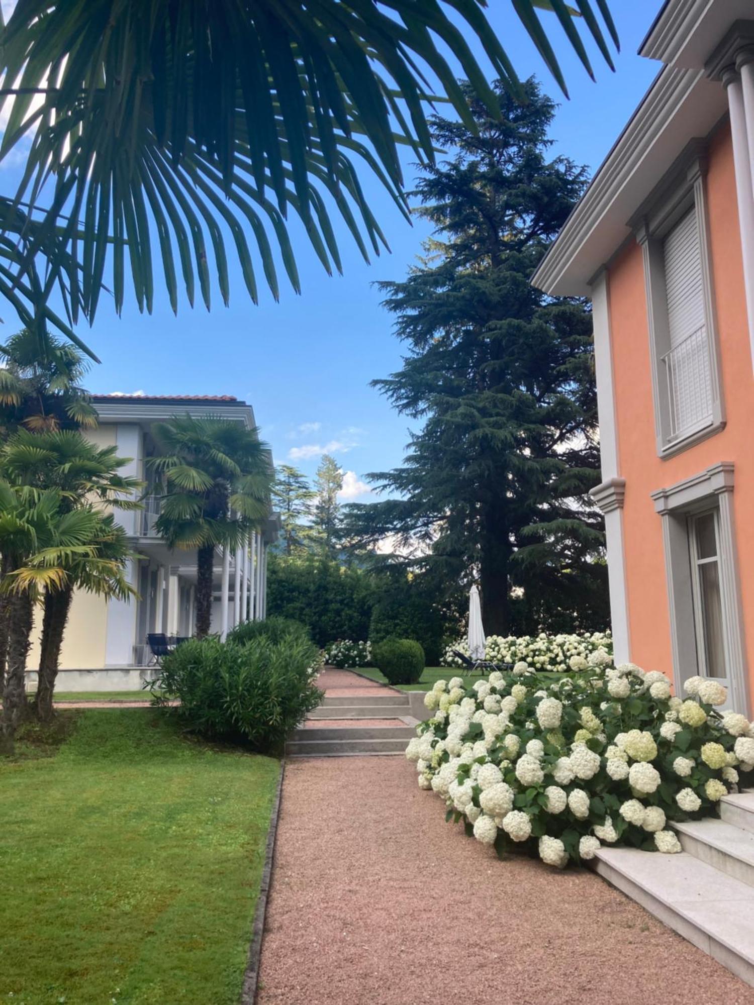 Ville Lago Lugano Porto Ceresio Esterno foto