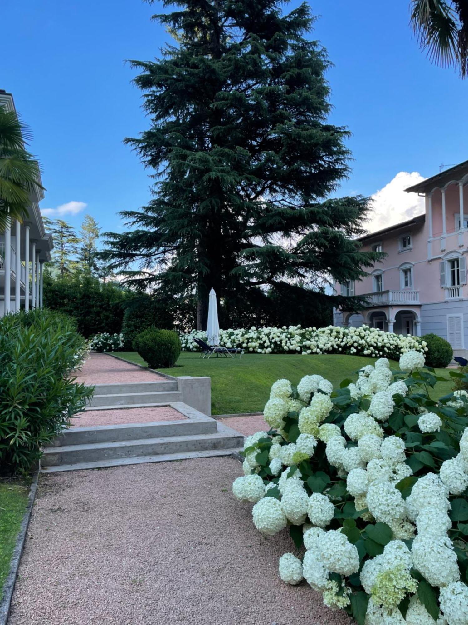 Ville Lago Lugano Porto Ceresio Esterno foto